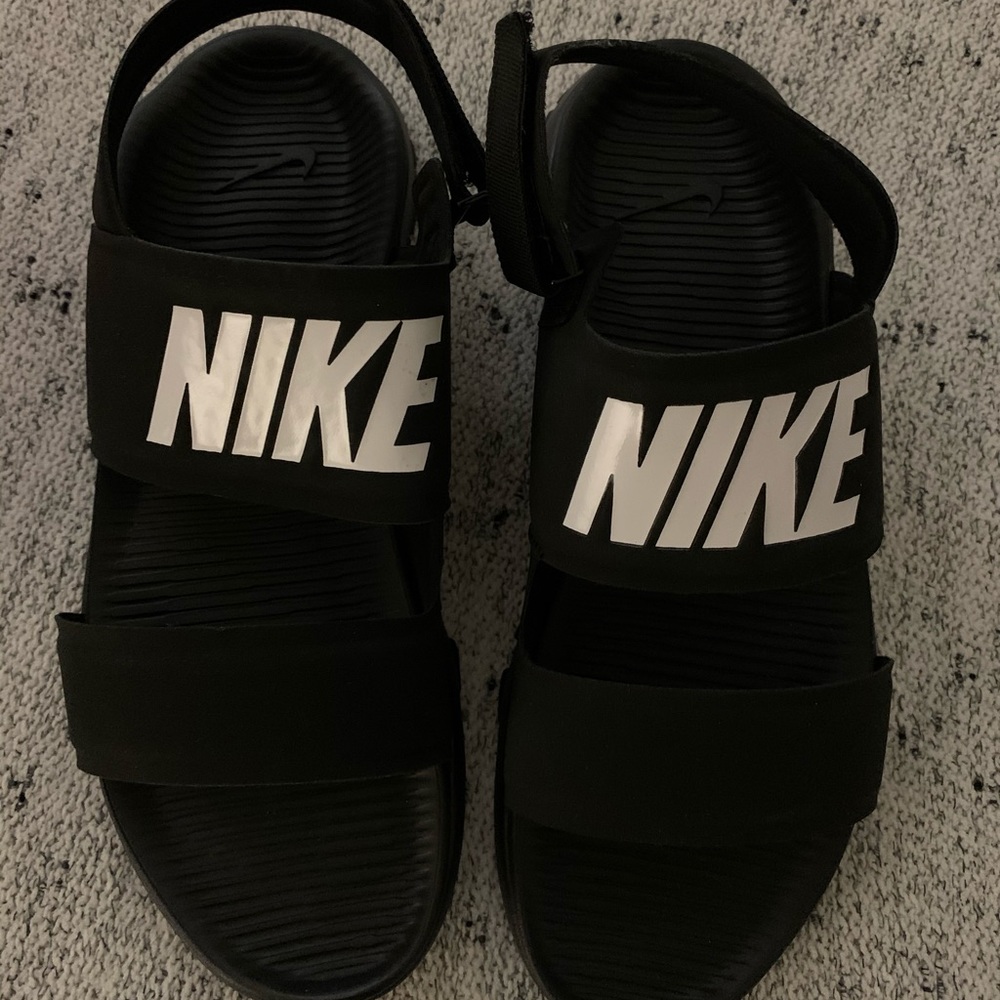 Never worn Nike sandals